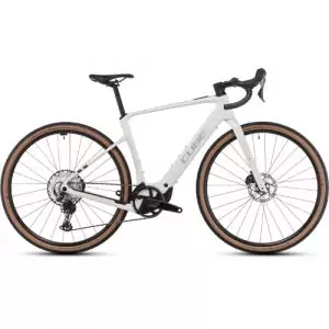 Cube nuroad C62 race 400